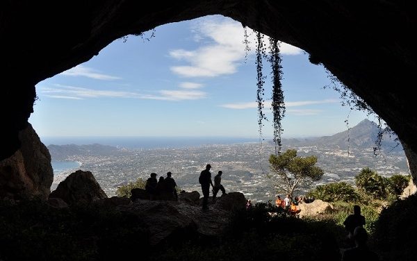 El Sendero de la Montaña de Alicante de la UA inicia su recorrido hacia el GR